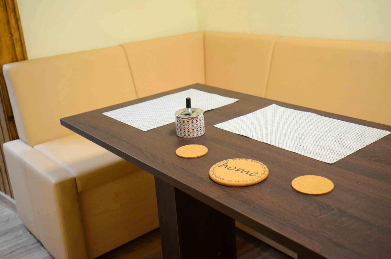 Private Apartment In The City Centre. Oradea Eksteriør billede
