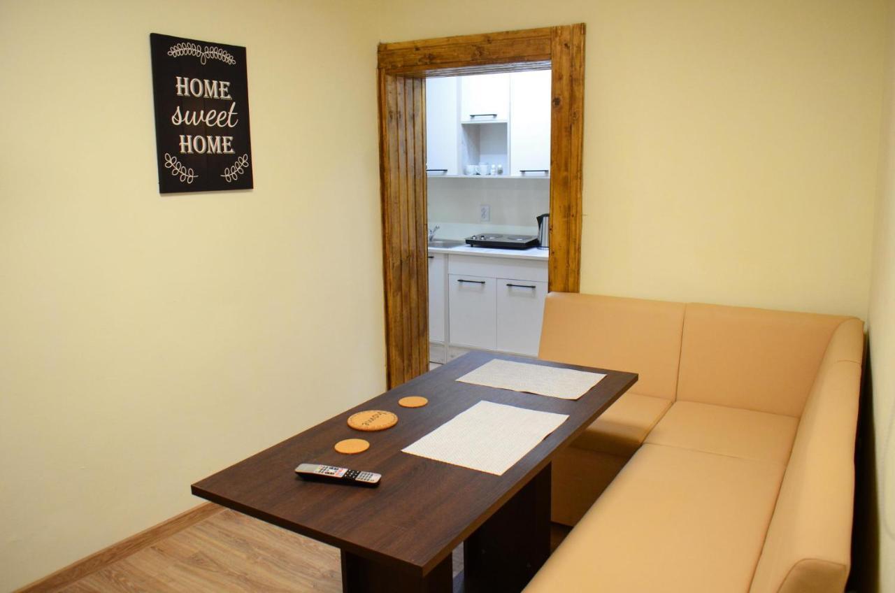 Private Apartment In The City Centre. Oradea Eksteriør billede